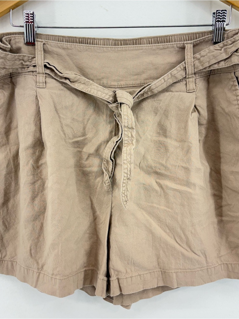 INC International Concepts Women's Flat Front Shorts in Taupe XL Linen Blend